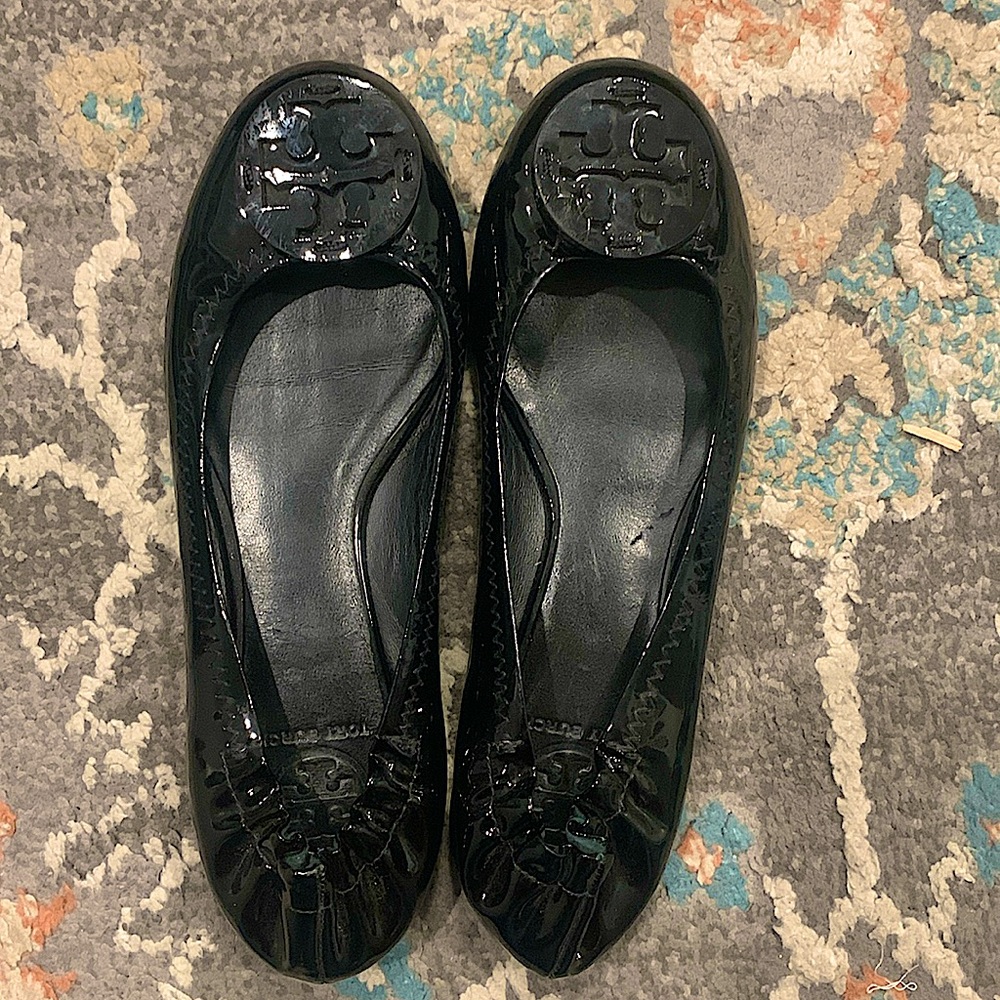 Tory Burch flats size 7.5 practically new, great condition